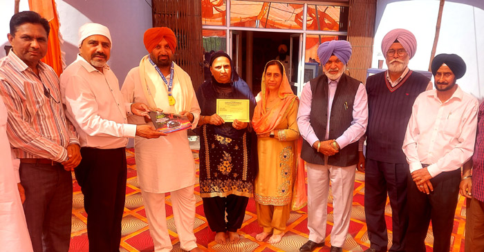 Tributes were paid to Mata Prakash Kaur in village Fatehpur Kothi